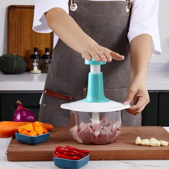 Hachoir manuel bleu pression pour broyer viande