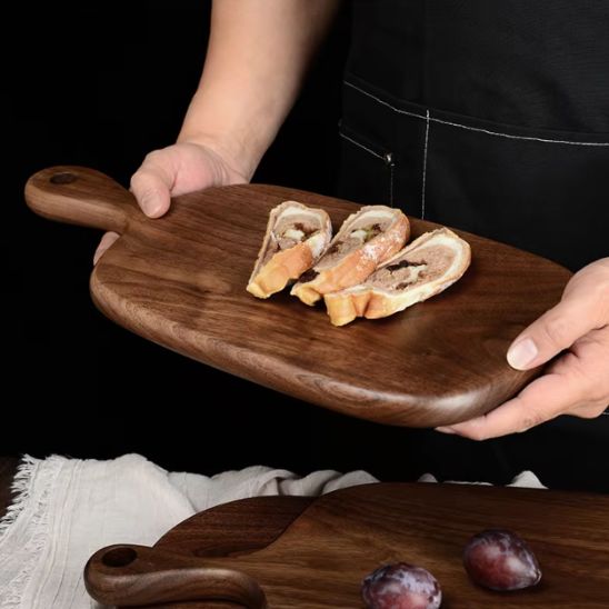 Planche a decouper bois | en noyer noir - Fanumano Accessoires de Cuisine